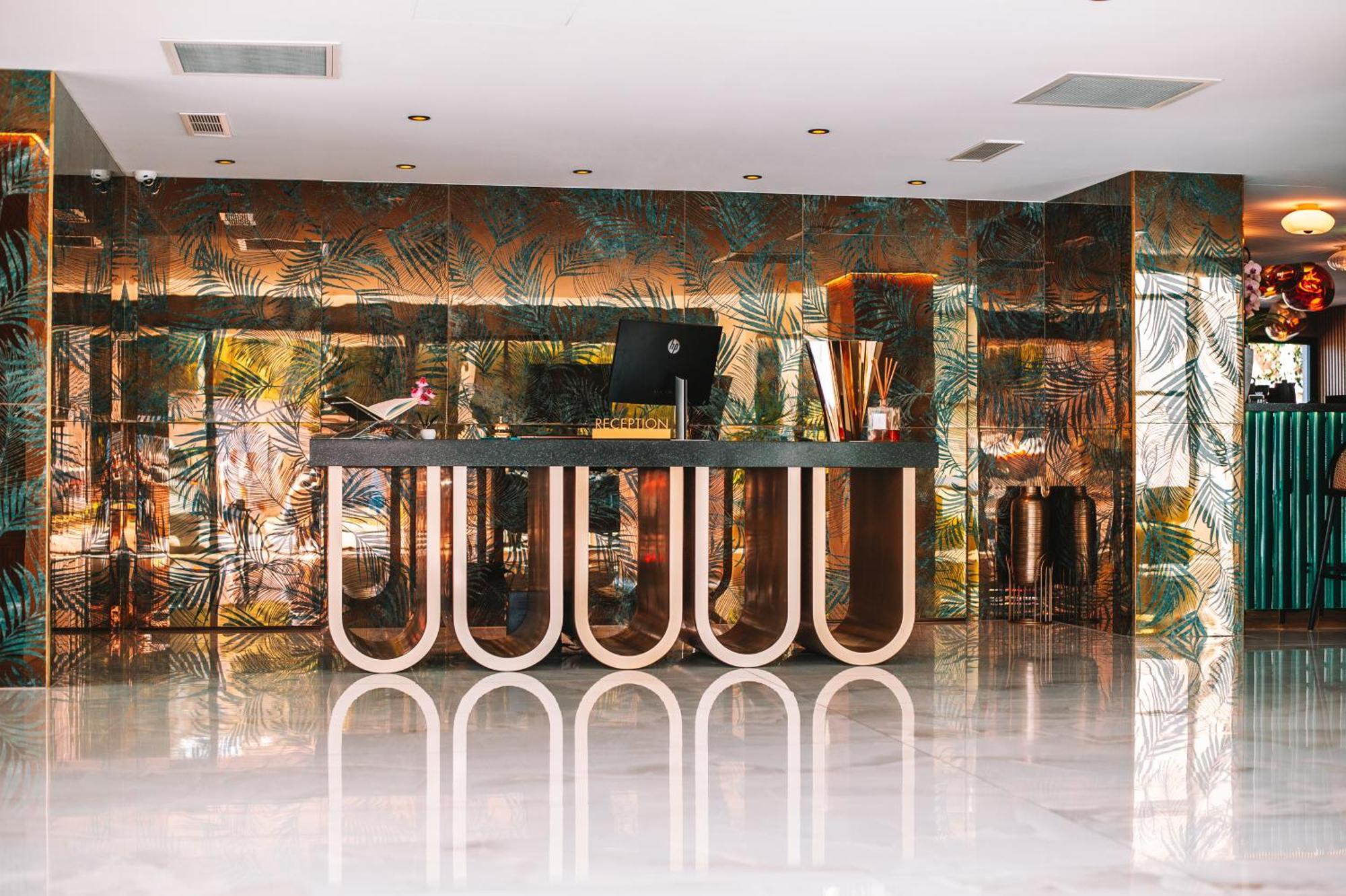 Calvi Hotel Exterior photo